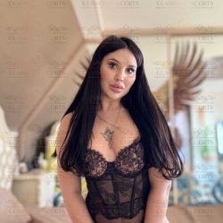 Amelia escorts in athens city tours in athens (8)