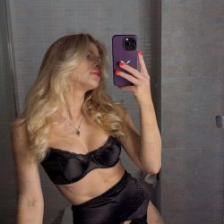 Katrin escort in athens citry tour in athens (14)